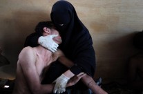 La primavera araba di Samuel Aranda – Descrizione della foto vincitrice del World Press Photo 2012